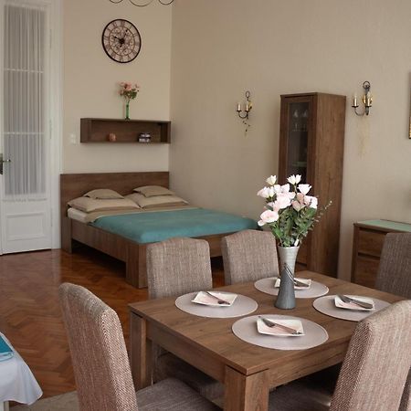 Suzy Apartman Eger Exterior foto