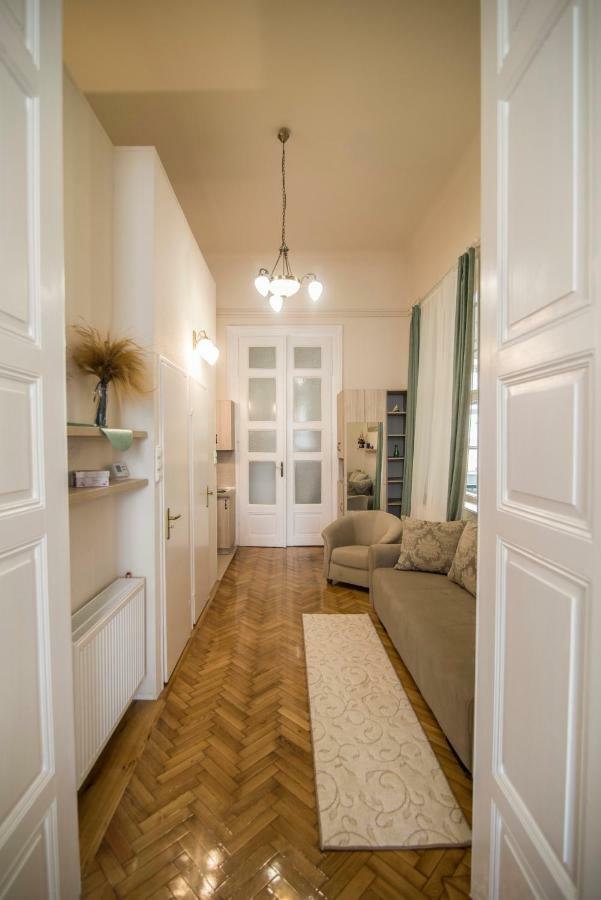 Suzy Apartman Eger Exterior foto